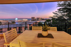 Big Breathtaking Walk to Waterfront Precinct